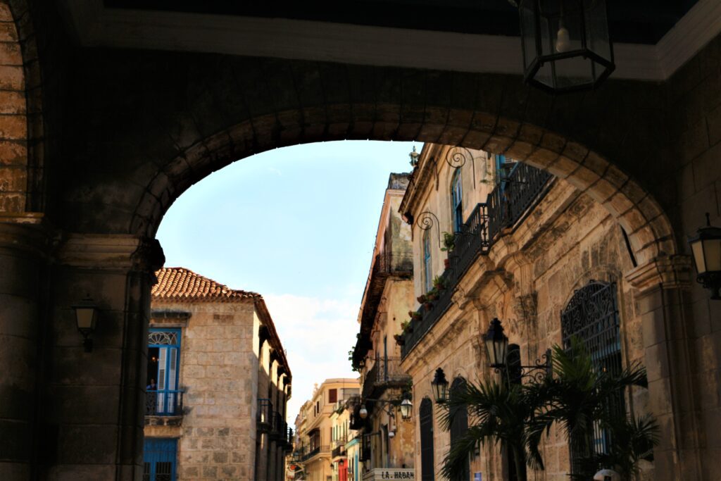 arcade_havane_vacef_cuba Colonnade à La Havane coloniale